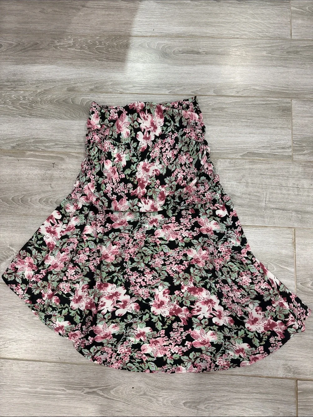 Walter Baker Floral Midi Skirt size 2